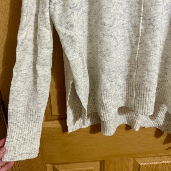 Athleta Soft Gray Turtleneck Sweater - Picture 2 of 8